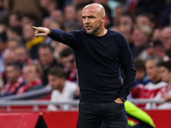 Jelang Napoli Vs Ajax, Alfred Schreuder: Jangan Kasih Kendor!