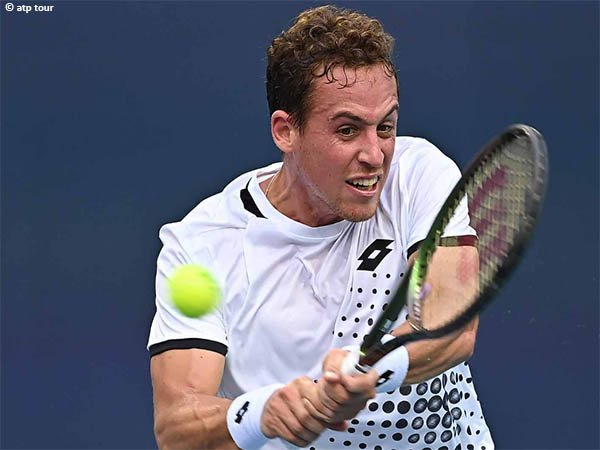 Roberto Carballes Baena Berikan Kejutan Bagi Matteo Berrettini Di Florence