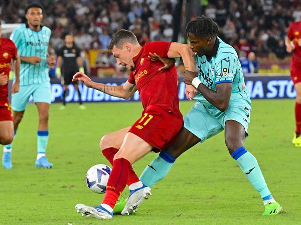 Dikagumi Maldini, Milan Pantau Starlet Atalanta Caleb Okoli