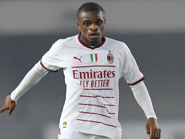 Kalulu Ganti Agen, Milan Perlu Buka Kembali Negosiasi Kontrak Barunya