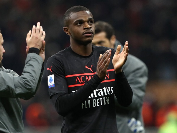 Wow! PSG Lirik Bintang Muda Milan Pierre Kalulu