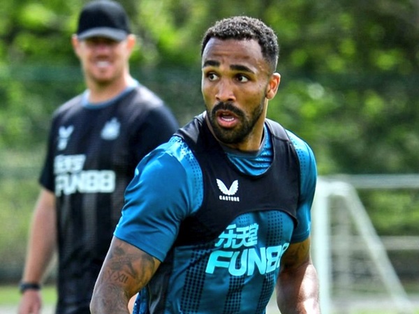 Callum Wilson Tegaskan Tekanan Ada di Tottenham Jelang vs Newcastle