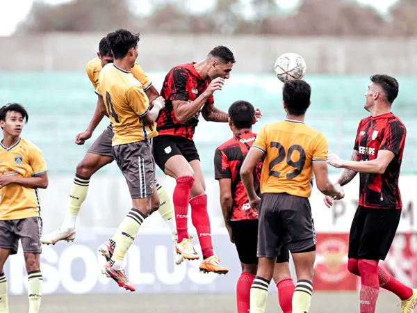 Laga uji coba Persis Solo kontra tim Liga 2 dari Jatim