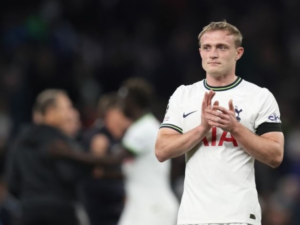 Jadi Starter vs Newcastle, Oliver Skipp Merasa Fit 100 Persen