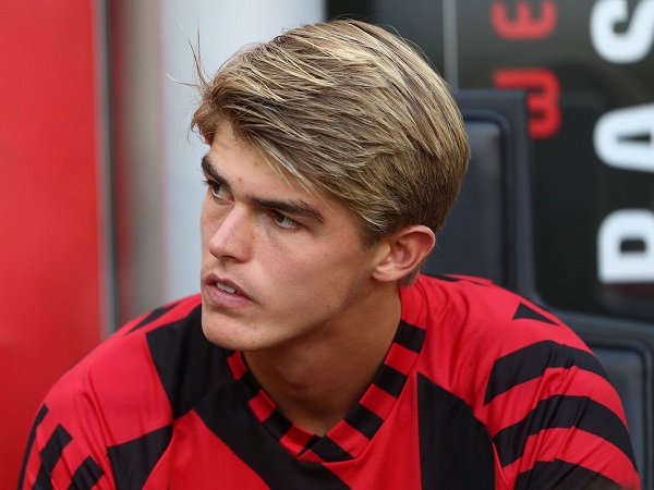 De Ketelaere Belum Bersinar, Ini Alasan Milan Sempurna Baginya