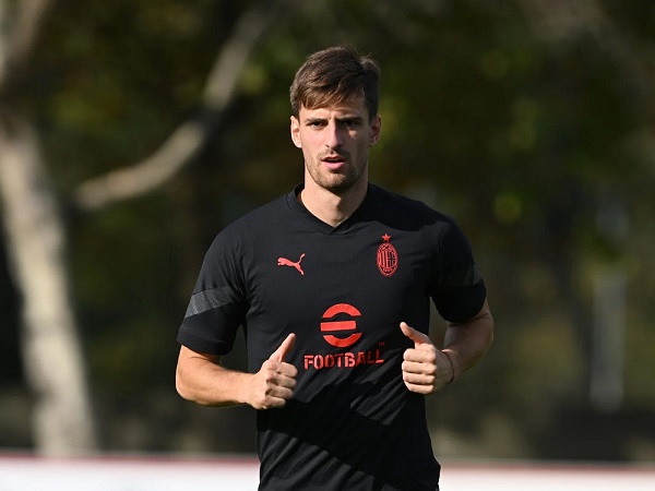 Dipercaya Pioli, Gabbia Bakal Jadi Starter Milan Lawan Torino