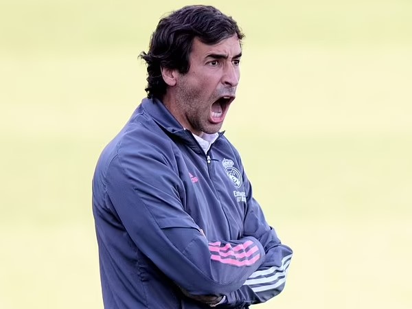 Pilih Tangani Real Madrid Castilla, Raul Sempat Tolak Latih Schalke