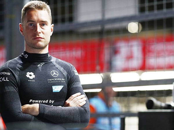 Aston Martin Rekrut Stoffel Vandoorne untuk Peran Pebalap Cadangan