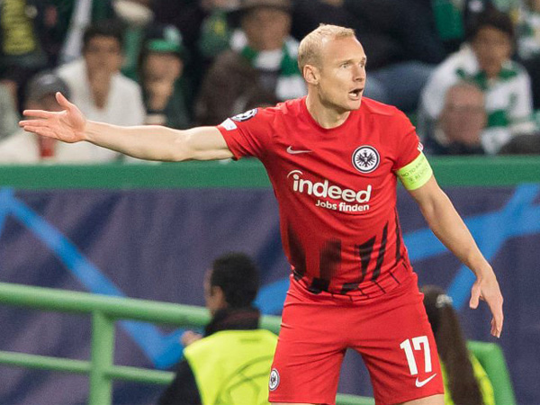 Sebastian Rode Puji Semangat Juang Eintracht Frankfurt