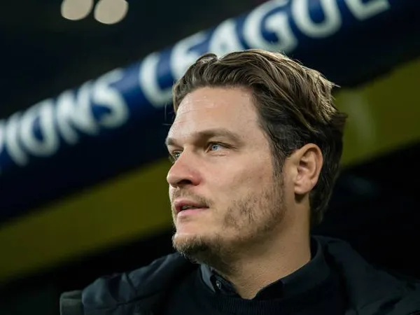 Pelatih Borussia Dortmund Edin Terzic