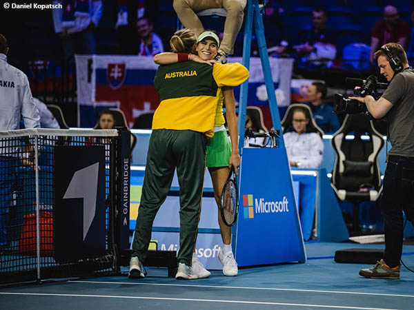 Ajla Tomljanovic Segel Kemenangan Bagi Australia Di Glasgow