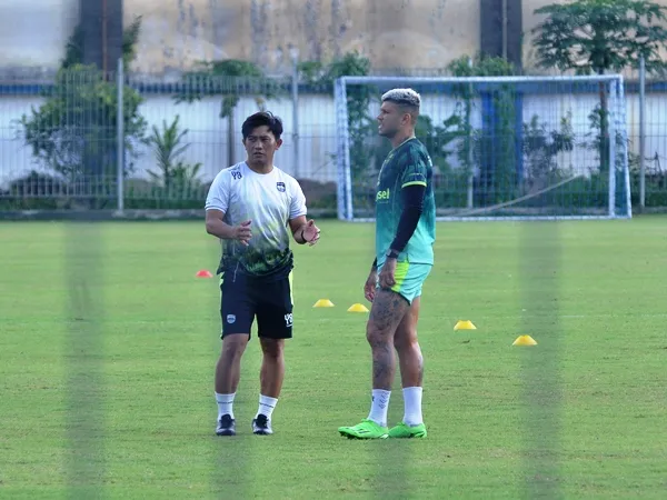 Winger Persib, Ciro Alves