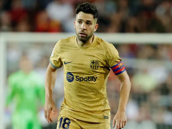 Bek sayap Barcelona, Jordi Alba.