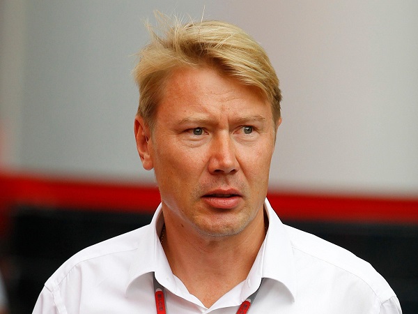 Mika Hakkinen Tanggapi Insiden Verstappen-Perez di Interlagos