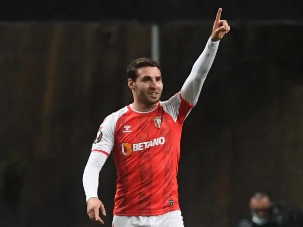 Target Atletico Madrid