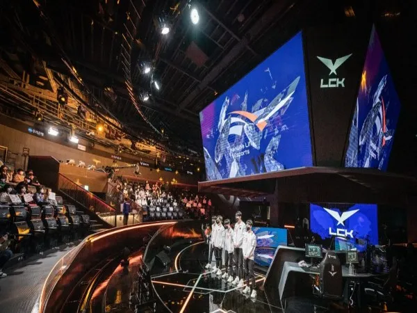 Hanwha Life Esports Boyong 2 Juara Worlds 2022, Menuju Roster Super?