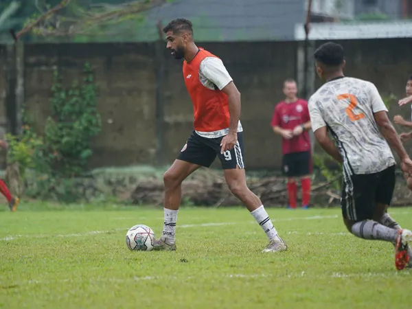 Penyerang Persija Jakarta, Abdulla Yusuf Helal