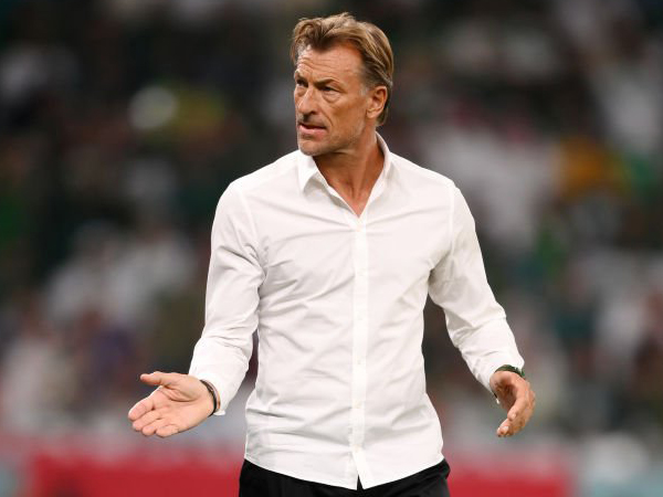 Herve Renard Bantah Pemain Arab Saudi Dapat Hadiah Mobil Mewah