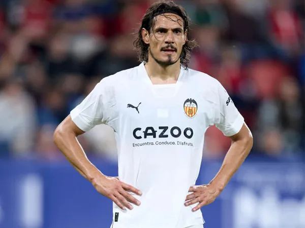 Striker Valencia, Edinson Cavani.