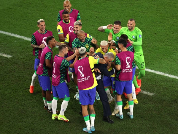 Brasil Selalu Berjoget Saat Selebrasi, Tite Bantah Timnya Tidak Punya Respek