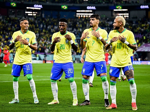 Tite Tegaskan Timnas Brasil akan Tetap Menari Ketika Berselebrasi