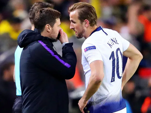 Pochettino Sempat Tertarik Bawa Kane ke Paris Saint-Germain