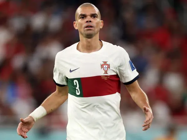 Bek timnas Portugal, Pepe.