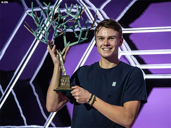 Holger Rune akhiri musim 2022 yang spektakuler dengan sabet penghargaan ini