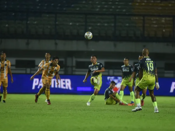 Gelandang Persib, Dedi Kusnandar