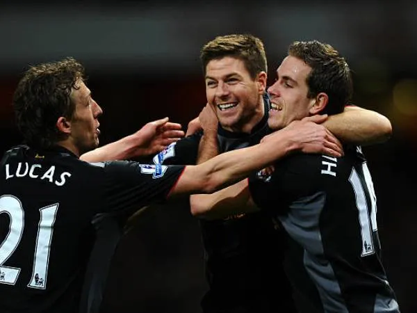 Gerrard dan Henderson Beri Dukungan Kepada Lucas Leiva