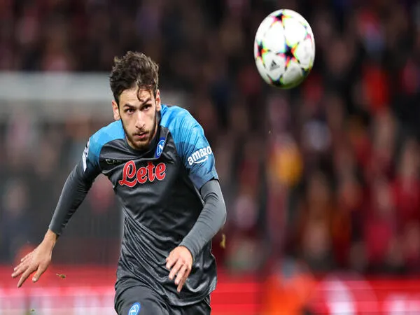 Khvicha Kvaratskhelia / via AP Photo