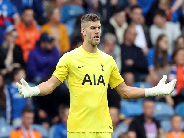 Conte Sepenuhnya Percaya Dengan Fraser Forster Jelang vs Brentford