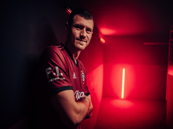 Resmi! Lazio Pinjamkan Dimitrije Kamenovic ke Sparta Praha