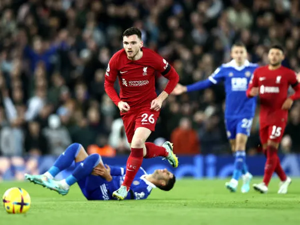 Robertson Menjadi Pemain Liverpool Terbaru yang Dianugerahi Gelar MBE