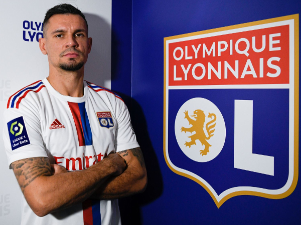 Tinggalkan Zenit, Dejan Lovren Resmi Bergabung Dengan Lyon