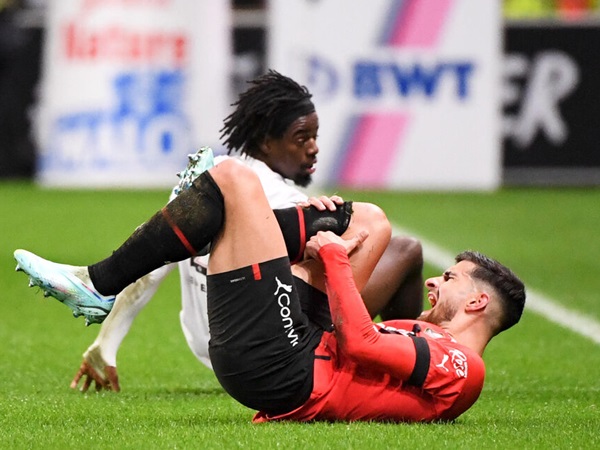 Tottenham dan Man United Dapat Kabar Buruk Target Transfer Cedera Parah