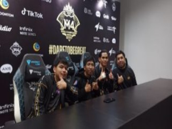 Ditekuk ECHO di Fase Grup M4, Arcadia Sebut RRQ Hoshi Dapat Banyak Pelajaran