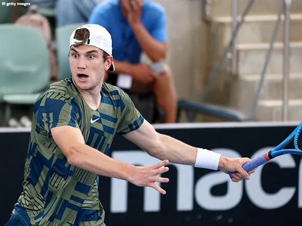 Dua rekan senegara berjatuhan, Jack Draper bertahan di Adelaide