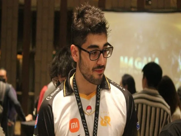 The Valley Telat Panas di M4 World Championship, MobaZane 'Buka Kartu'