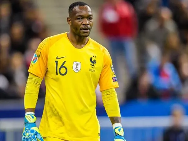 Steve Mandanda