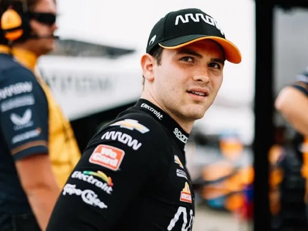 Zak Brown Tidak Berikan Janji untuk Dua Pebalap Muda McLaren
