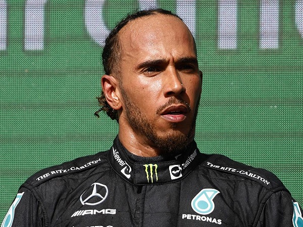 Lewis Hamilton: Mercedes Menderita Selama F1 2022