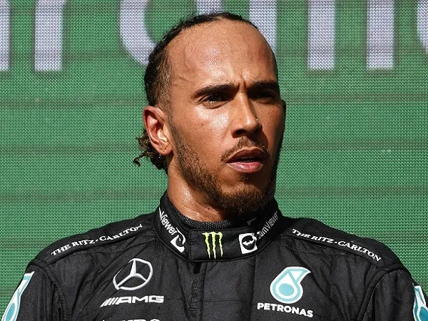 Lewis Hamilton: Mercedes Menderita Selama F1 2022