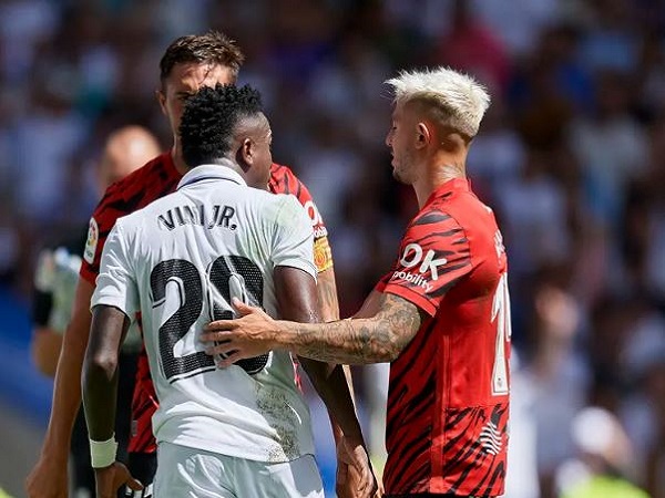 Bek Real Mallorca Nilai Sikap Vinicius Terlalu Lebay
