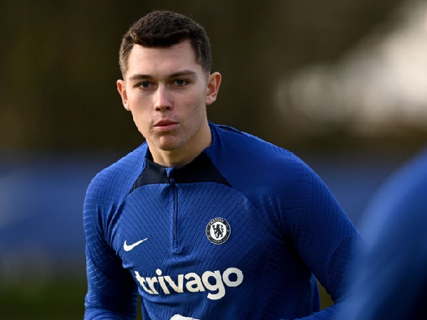 Chelsea Pertahankan Gabriel Slonina Sampai Akhir Musim