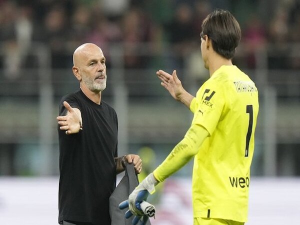 Performa Tatarusanu Mengecewakan, Stefano Pioli Ogah Salahkan Sang Kiper