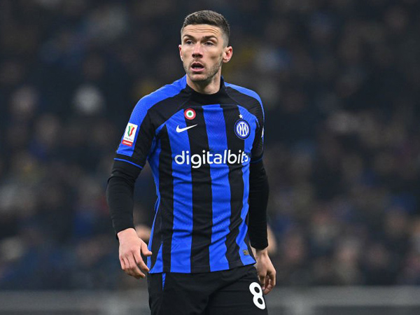 Robin Gosens Bahagia Bantu Inter Singkirkan Atalanta