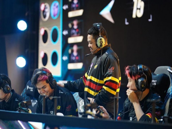 Yeb Mengaku Bersemangat Bekerjasama dengan Adi di ONIC Esports