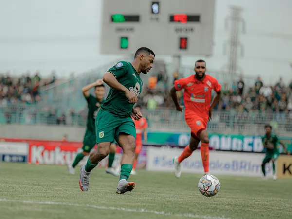 Penyerang Persebaya Surabaya, Paulo Victor