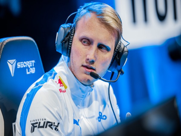 Cloud9 Taklukkan TSM, Zven Ukir Tonggak Kemenangan Impresif LCS
